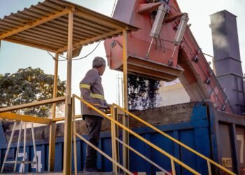 Prefeitura de Anápolis intensifica operação tapa-buraco e anuncia programa de recapeamento