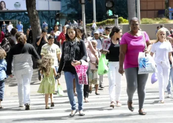 Dia do trabalhador: desemprego sobe a 7,9% em março