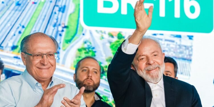 Lula faz o que quer e ninguém ousa contrariá-lo, afirma Augusto Nunes