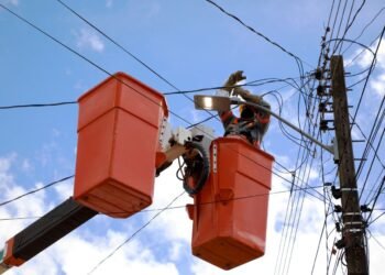 Prefeitura de Anápolis inicia troca de lâmpadas por LED no Distrito Agroindustrial