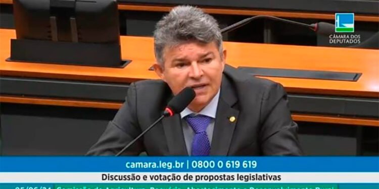 Comissão aprova pedido e ministros terão que explicar importação de arroz na Câmara Federal