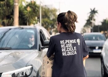 Squeeze Mania distribui brindes gratuitos em ação de conscientização do Setembro Amarelo