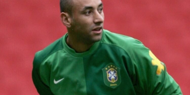 Ex-goleiro da Seleção Brasileira, Gomes, palestra em culto de homens na Church City Anápolis