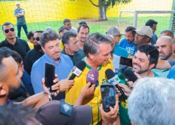 Bolsonaro acompanha Márcio Corrêa em Anápolis e fala sobre futuro político e apoio a lideranças goianas