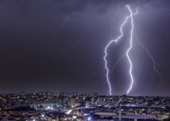 Cidades de Goiás estão sob alerta de tempestade com ventos de até 100 km/h