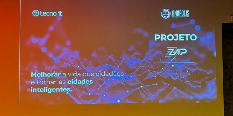 Prefeitura de Anápolis apresenta Zap 24h como inovação em atendimento público em Barcelona
