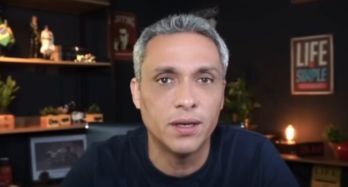 “Nada importa, o que importa é usar essa tragédia da forma mais rasteira possível”, declara Gustavo Gayer